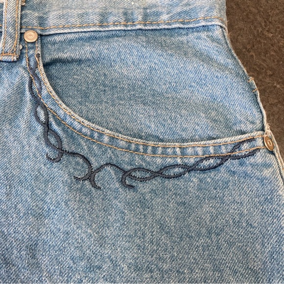 Topaz Size 16 Blue Denim Skirt Embroidery Pockets - Picture 4 of 7